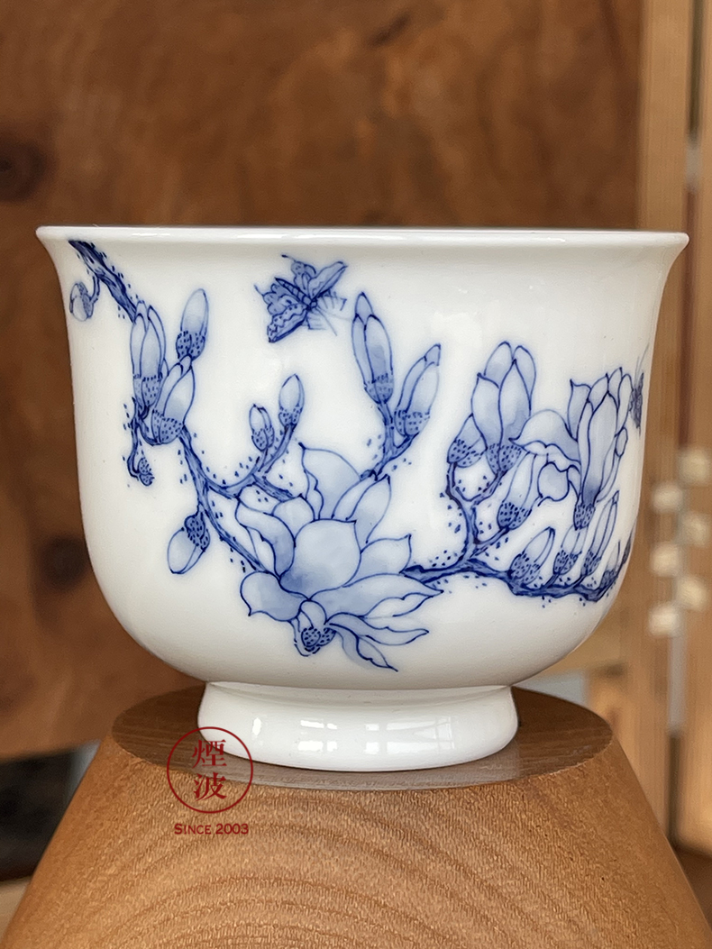 Jingdezhen blue and white flower on bamboo nine calcinations hand - made porcelain hand cup cup sample tea cup