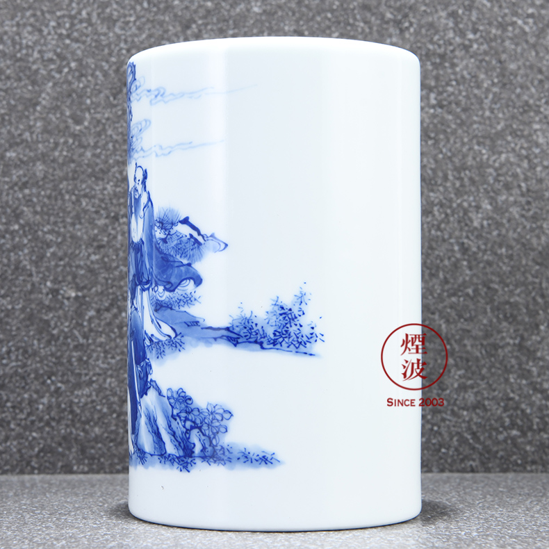 Those blue and white porcelain jingdezhen nine calcinations hand - made kudan admirable green glaze, the eight immortals pen container