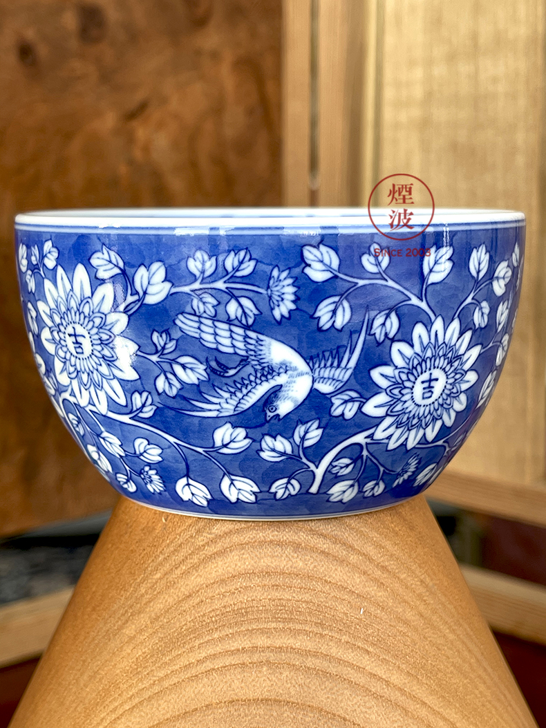 Jingdezhen spring breeze blue and white blue land auspicious auspicious jade Zou Jun up system with flowers and birds painting of cylinder cups of tea cups