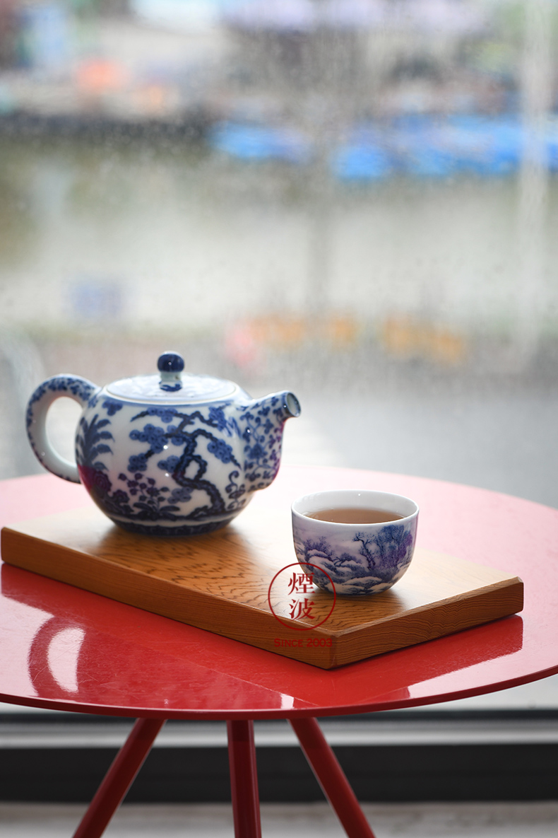 Jingdezhen blue and white snow scenery nine calcinations hand - made porcelain wonderful hand cups chicken cylinder cup