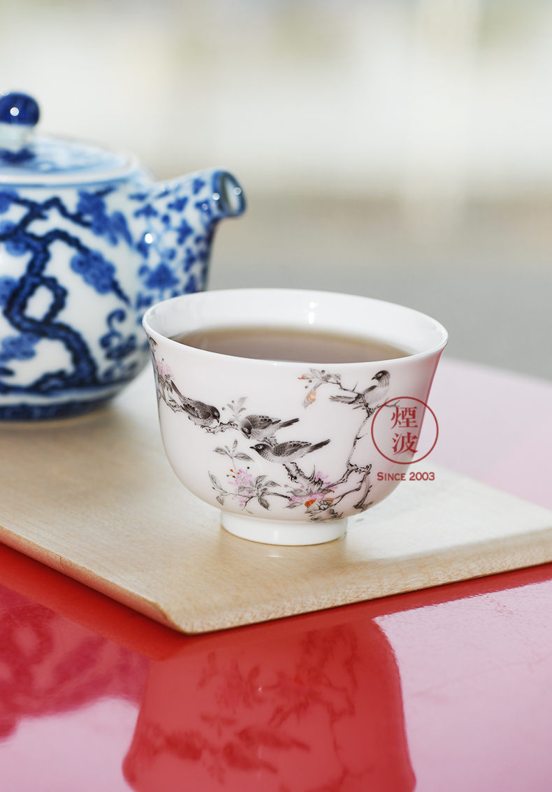 Jingdezhen nine calcinations hand - made color ink painters porcelain hand painting of flowers and keller cup sample tea cup