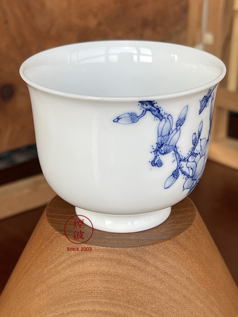 Jingdezhen blue and white flower on bamboo nine calcinations hand - made porcelain hand cup cup sample tea cup