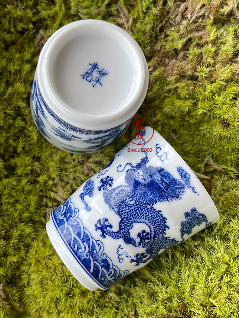 Those jingdezhen blue and white nine calcinations hand longfeng hand made blue and white porcelain cup cup bamboo cup