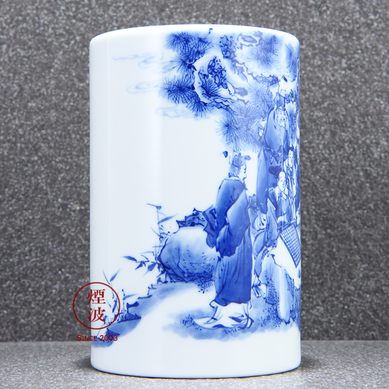 Those blue and white porcelain jingdezhen nine calcinations hand - made kudan admirable green glaze, the eight immortals pen container