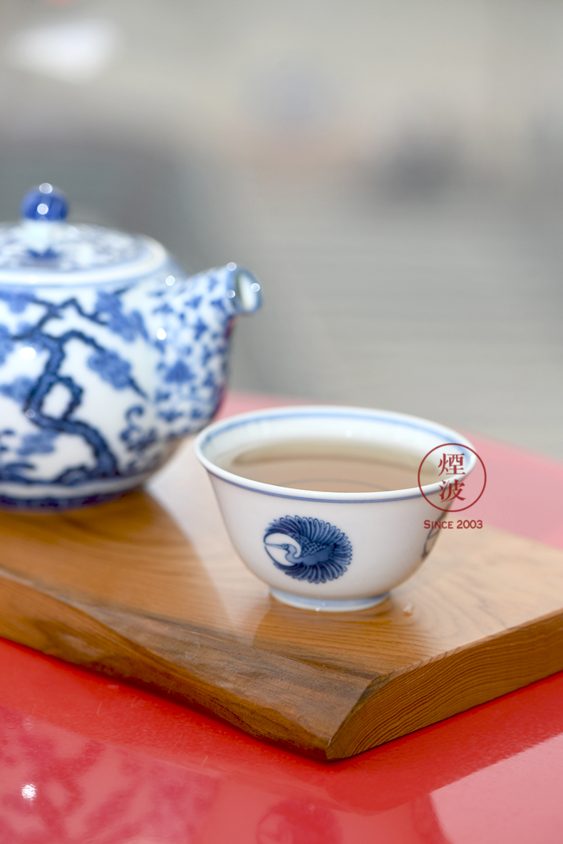 Jingdezhen lesser RuanDingRong made lesser mass of crane, grain cup sample tea cup drawing