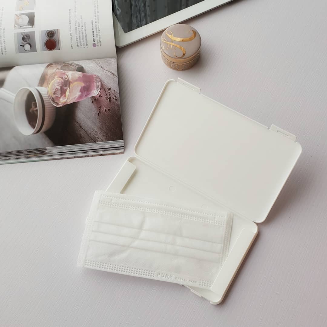 Some preferred white portable mask storage box label sticker storage box