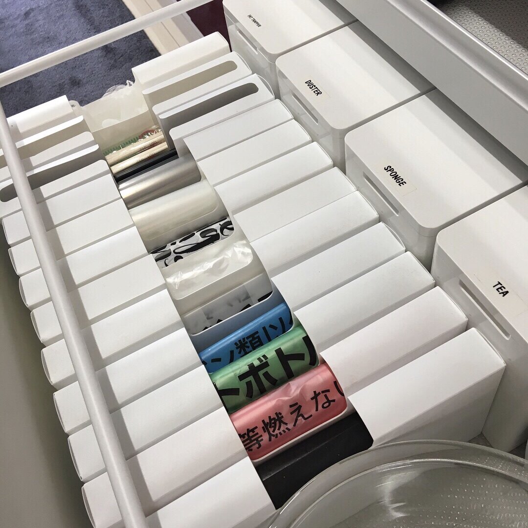 Kitchen preservation bag garbage bag storage box finishing box kitchen consumables extraction type storage mask storage box