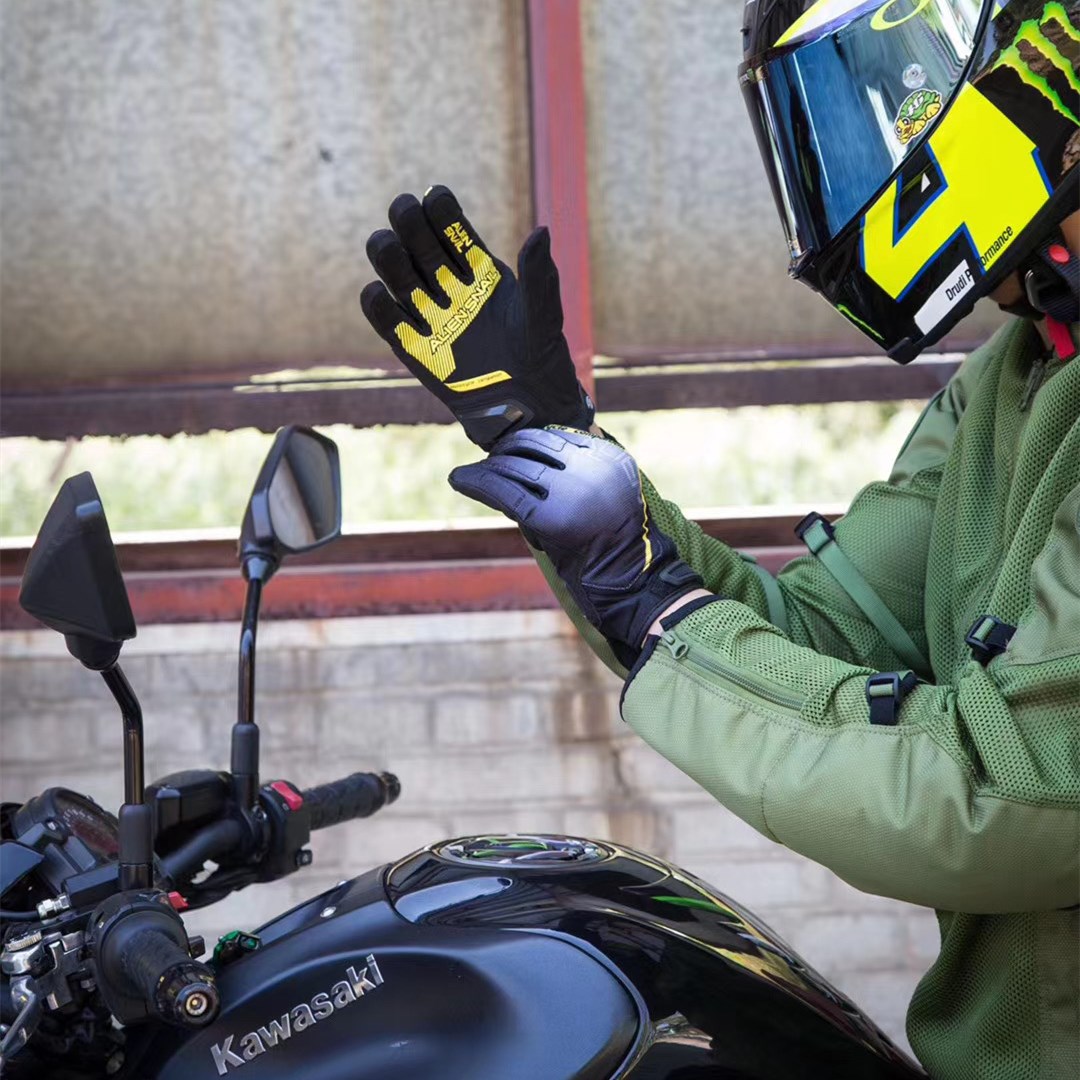 Freight pay off without shipping caution