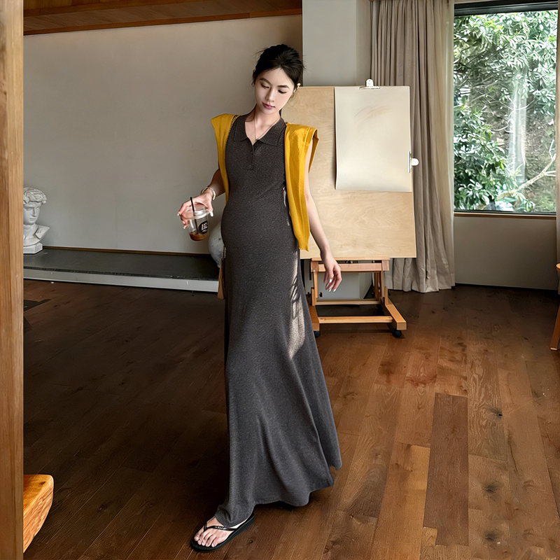 Summer French-Style Lapel Suspender Long Dress for Moms, Slimming and Elegant, High-End Two-Piece Maternity Dress