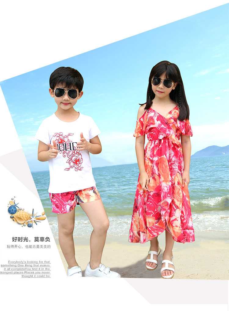 Gia đình thân thiện với gia đình trọn vẹn 2018 hè đi biển gia đình ba chiếc váy bốn cửa đi biển bên mẹ pijama cho mẹ và bé