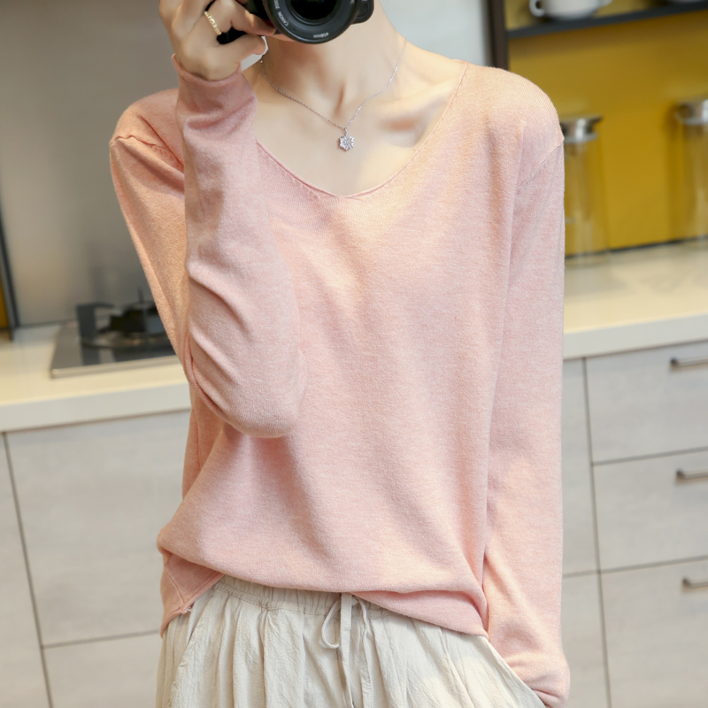 V collar 2022 Spring and autumn new thin section sweater women loose Korean version knit low collar internal hitch undershirt long sleeve sweaters