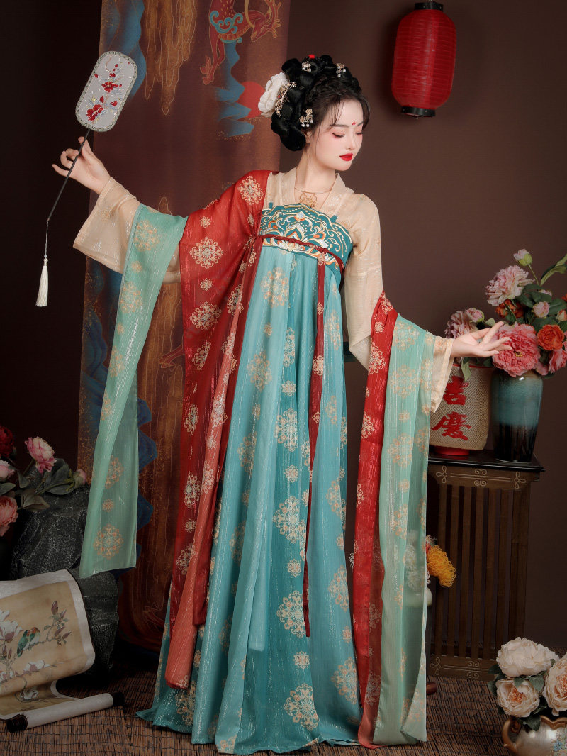 汉唐阁原创汉服：🌸超仙唐制改良绣花齐胸襦裙，穿出中国风日常范儿