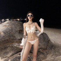 Lace sexy three-point bikini ins Wind Net red same swimsuit thong thong fairy fan beach bikini