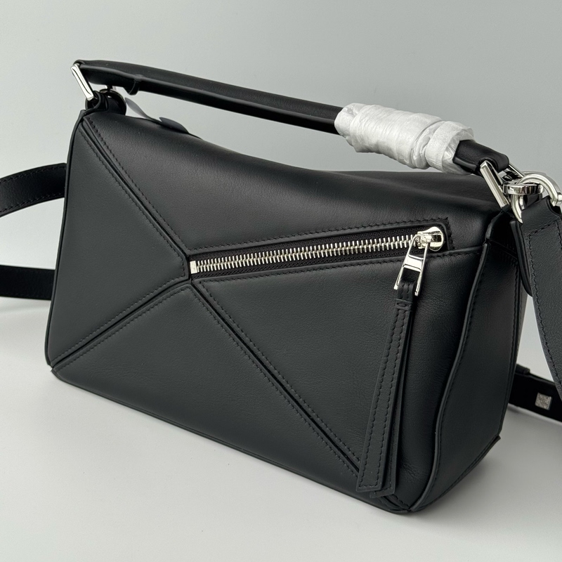 Mr. Pi's Exclusive Geometric Patchwork Single-Shoulder Crossbody Bag for Both Men and Women, Imported Genuine Grain Leather Patchwork Bag