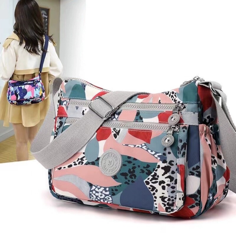 Japanese New Style European and American Single-Shoulder Bag, Multi-Layered Fashionable Mom Bag, Versatile Printed Oxford Cloth Casual Women's Crossbody Bag
