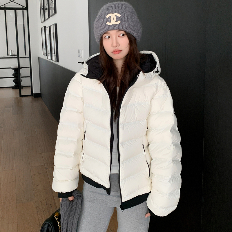 Uqjq New Model 90 White Duck down White Ribbed down Jacket for Women, Korean Style Short Hooded Warm Slimming Color-Blocking Coat