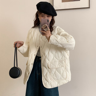 Off-season round neck short lightweight white duck down jacket for women