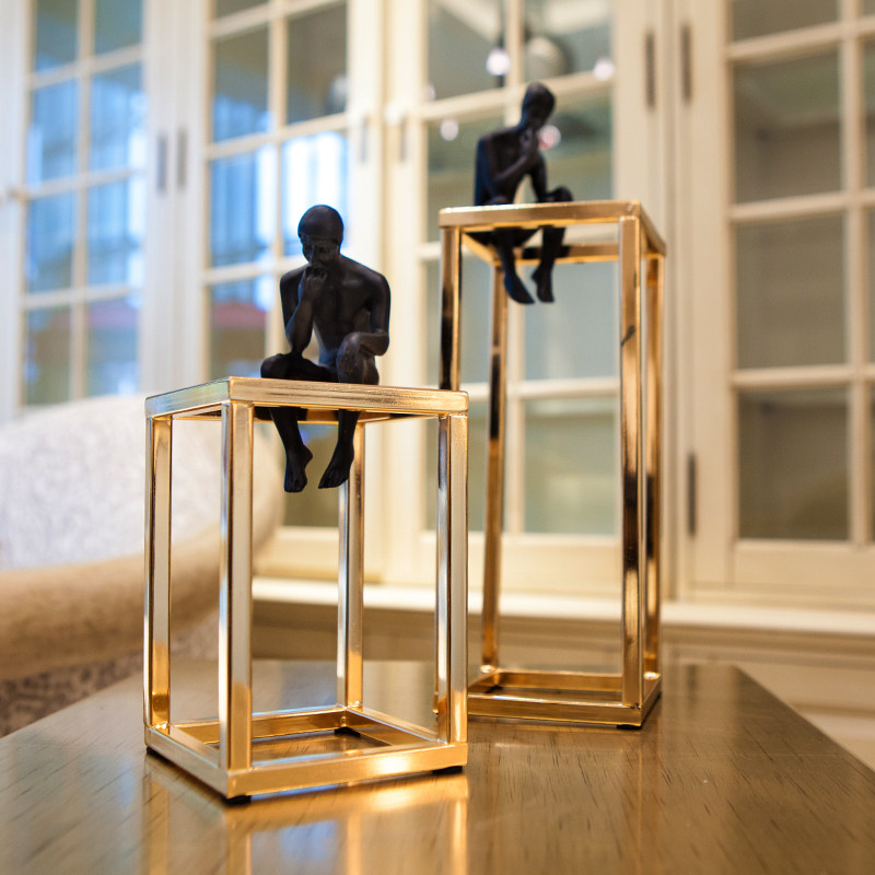 ��˹�����˼�߰ڼ�