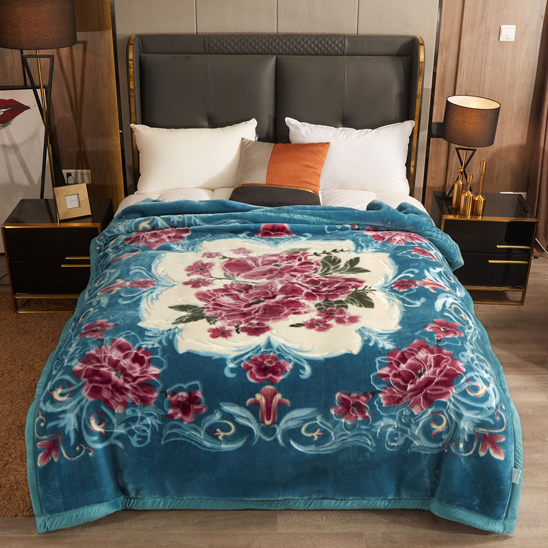 High-Grade Raschel Blanket, Double-Layer Wedding Quilt, Thickened Winter Cloud Blanket, Warm Dowry Blanket, Coral Fleece Throw Blanket High-Grade Raschel Blanket, Double-Layer Wedding Quilt, Thickened Winter Cloud Blanket, Warm Dowry Blanket, Coral Fleece Throw Blanket