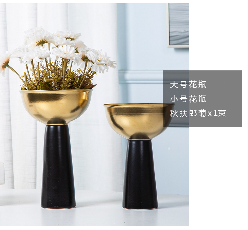 Jingdezhen ceramic vases, the sitting room porch decoration to the hotel rich ancient frame art porcelain vases black metal furnishing articles