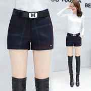 Quần short kẻ sọc nữ mùa đông 2018 mới hoang dã phiên bản Hàn Quốc của quần lửng size rộng mùa đông nữ mặc ngoài quần ủng dày