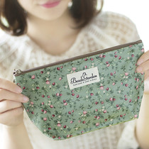 South Korea imported DAMS waterproof vintage hipster flower cosmetic bag storage bag washing bag portable small