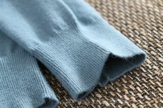 M777 toàn bộ chuyến đi Úc chao mềm mại thân thiện với da thoải mái Cổ chữ V áo len dài tay đơn giản 4 màu mẫu áo len đẹp
