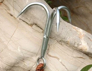 Выживание на открытом воздухе скалолаза