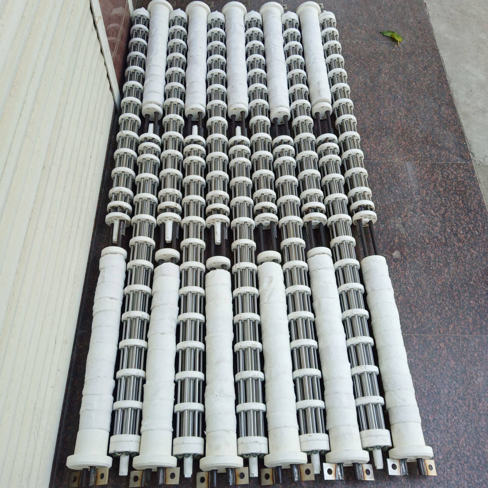 Electrothermal radiation tube 