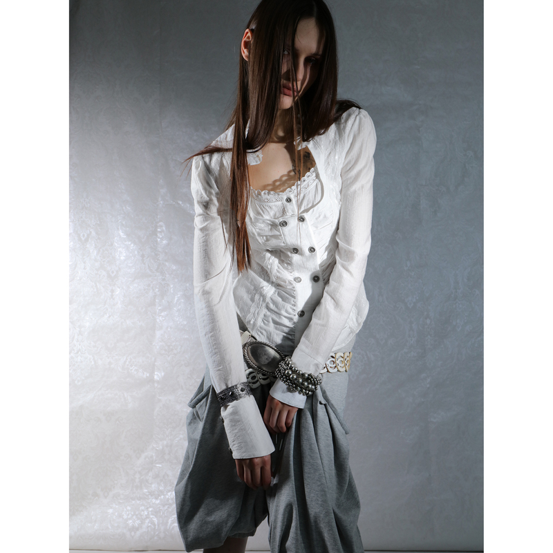 Doublepunch Spring and Summer Original Retro Palace Lace Splicing Square Collar Slim Long-Sleeved Shirt Doublepunch Spring and Summer Original Retro Palace Lace Splicing Square Collar Slim Long-Sleeved Shirt