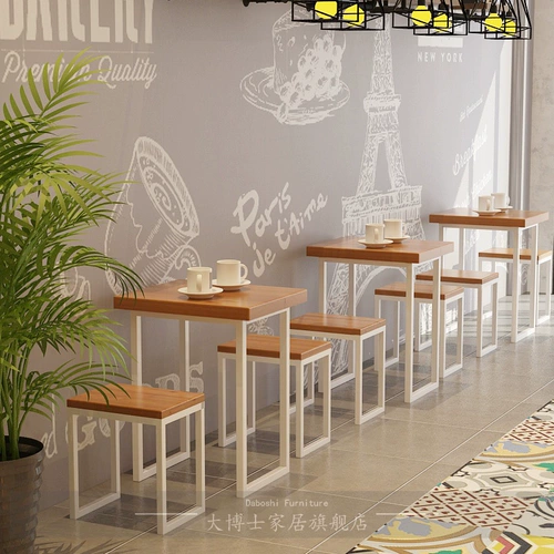 Простая твердая древесина для маленького квадратного настольного молока чай для питания десерт -магазин ресторан кофейня для закусочных с закусочными повседневными столами и комбинацией стула