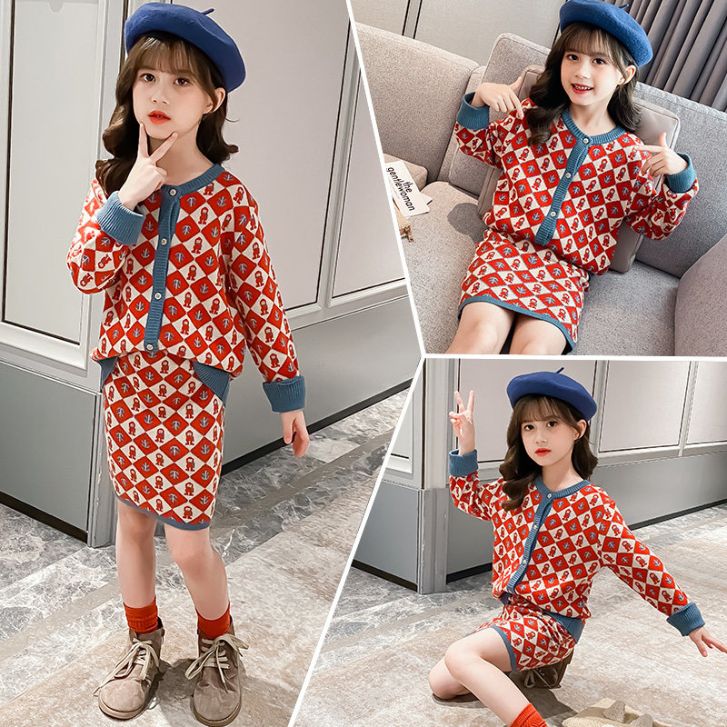 Girls' Western style dresses 2022 autumn and winter new children 4 babies 5 girls 6 fashionable 7 sweaters 8 knitted sweaters 9 years old