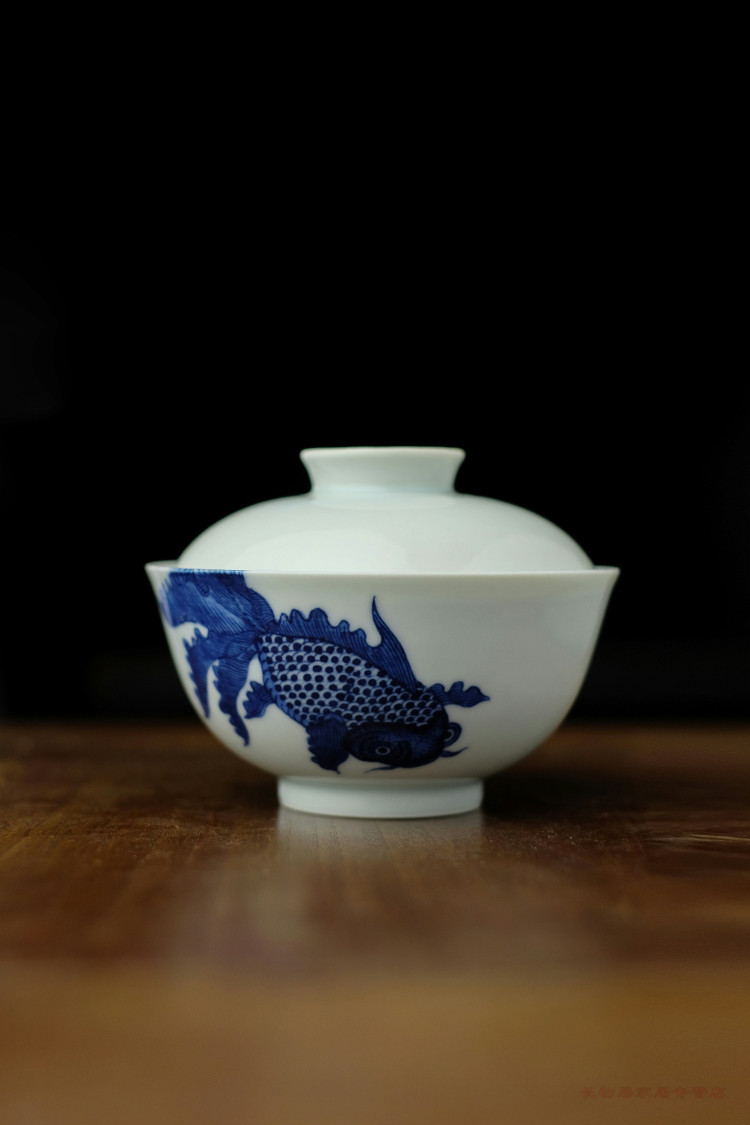 The rule in micro defects offered home - cooked view hand - made tureen jingdezhen blue and white porcelain is hand - made ceramic tea cups