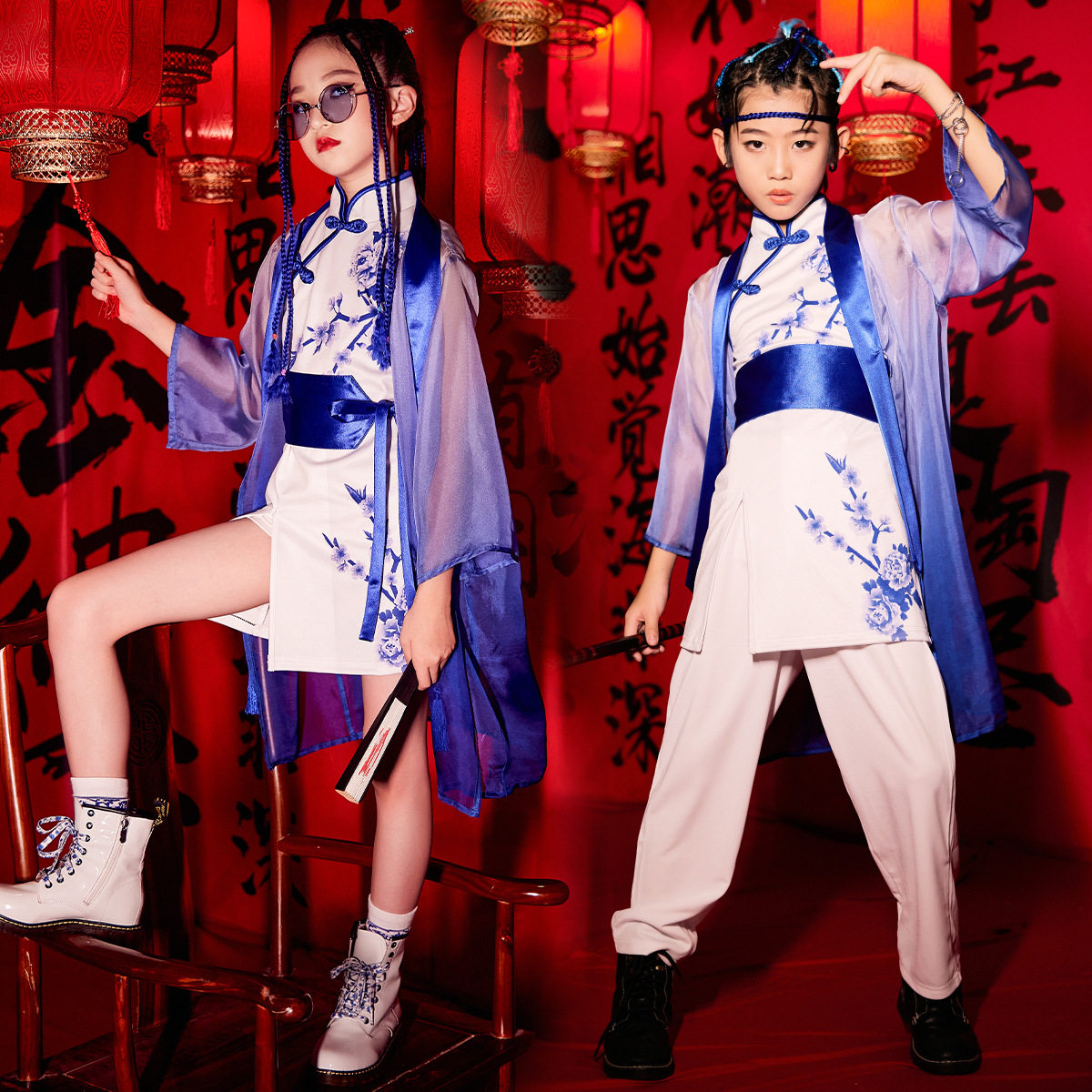 Boys and girls catwalk models catwalk costumes national tide blue and white porcelain cheongsam Chinese style children's ancient style costumes