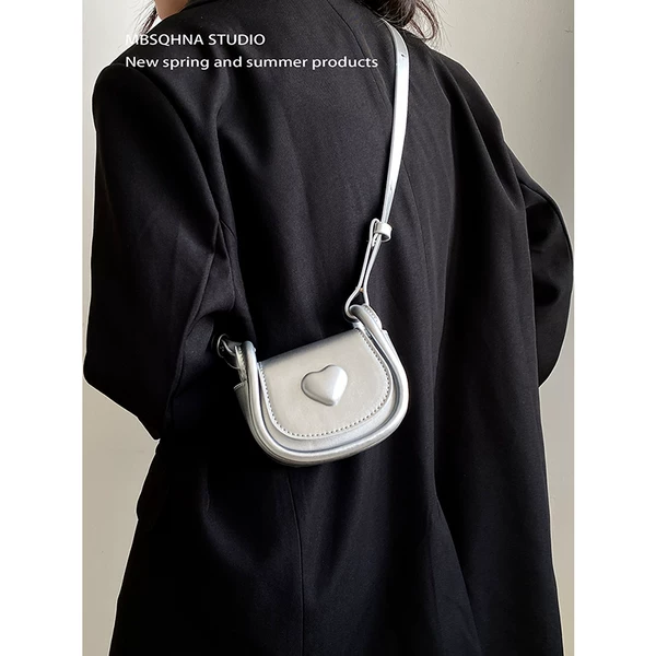 Товары от 丫头包袋