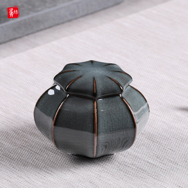 Ceramic handmade tea tank sealed tank Koun fetal ice crack ceramic moisture proof Pu-yu tea storage tank wake tea cans