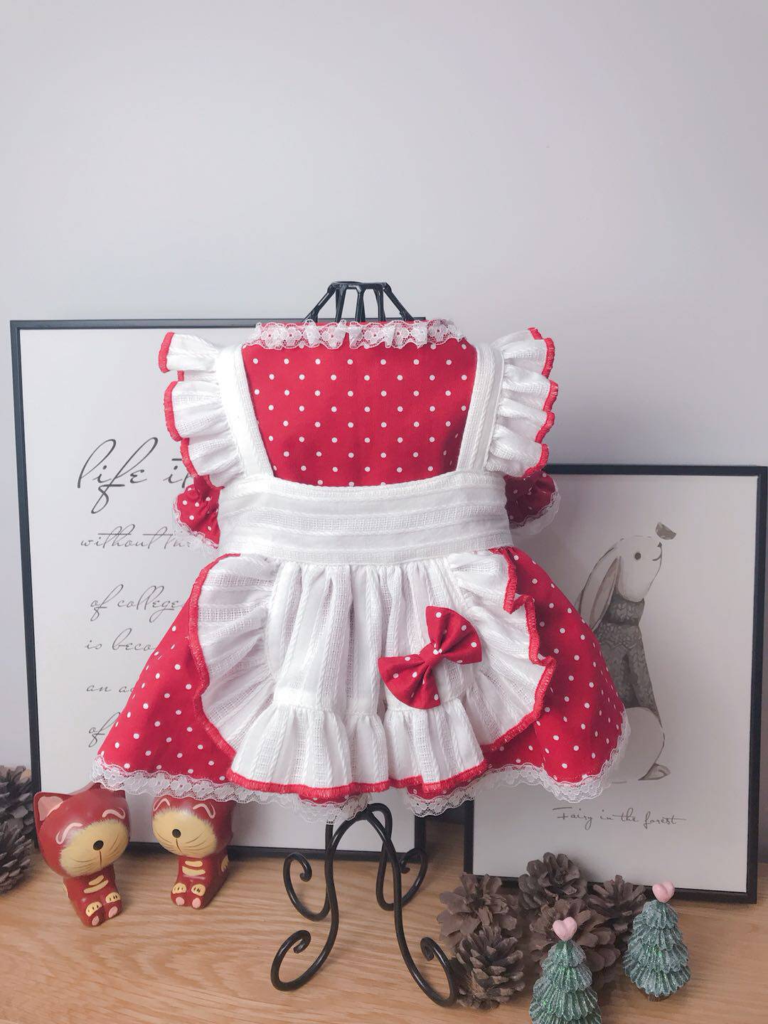 Ume home dog cat pet clothes custom autumn and winter red maid princess dress Teddy Bomeifa fighting golden retriever