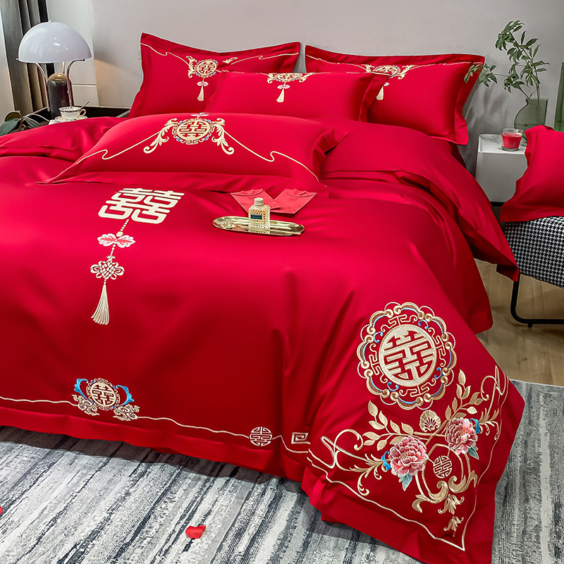 High-quality wedding four-piece group wedding bright red simple embroidery quilt cover sheet wedding room happy quilt bedding