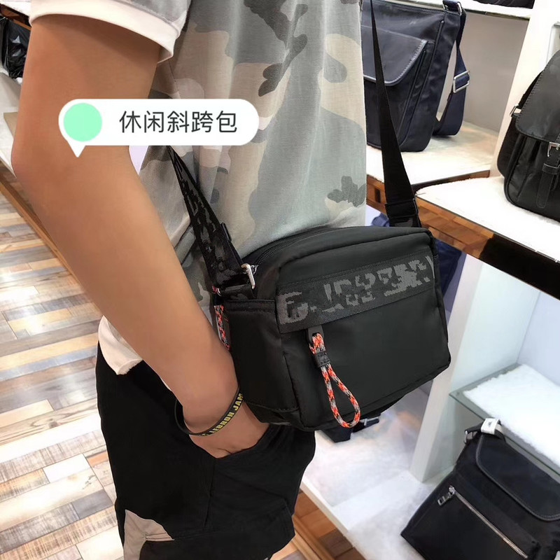 Black Nylon Cloth 19 New Men's Crossbody Bag Parachute Canvas Waterproof Men's Bag Casual Crossbody Men's Bag