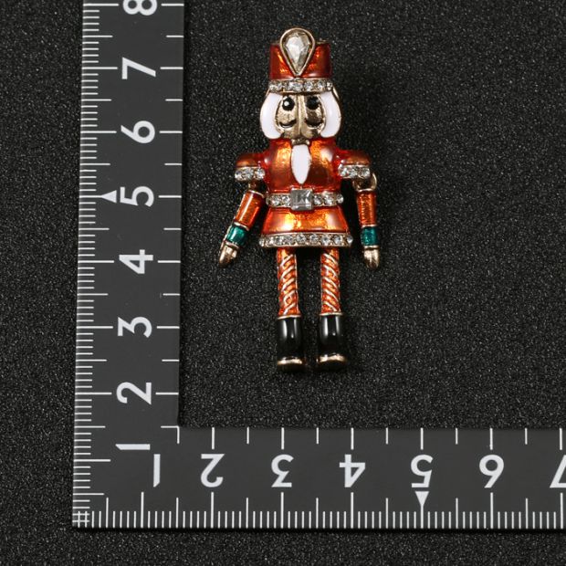 Tay chân có thể được chuyển sang các thiết kế thời trang nutcracker mới khí chất trâm cài áo khoác trâm - Trâm cài ghim cài áo cao cấp