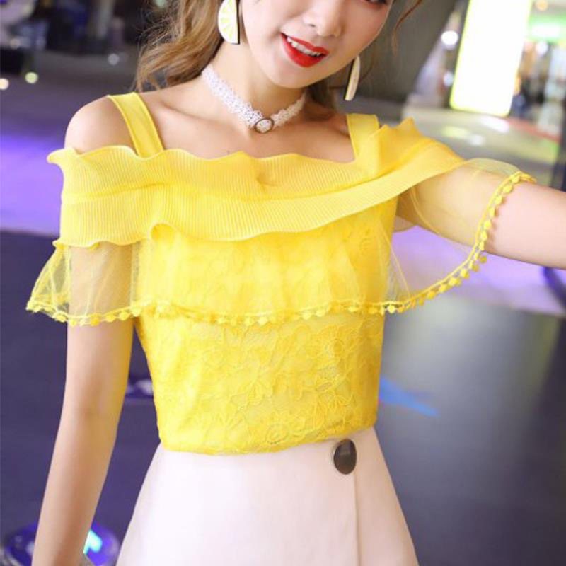 Summer Lace Base Shirt 2025 New Women's Ultra-Fairy Short-Sleeved Sweet Blouse Off-Shoulder Slimming Top
