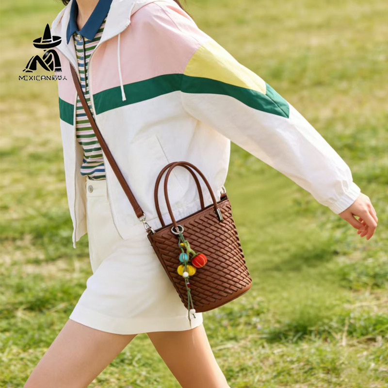 Scarecrow Woven Bucket Bag for Women 2026 Spring New Model Same Style as the Counter Version Genuine Brand Shoulder and Handbag Bucket Bag