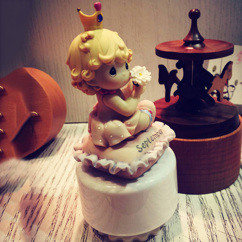 Birthday Gifts Girls Send Girlfriend Girl Creative Special Practical Souvenirs December Flower Dolls Princess