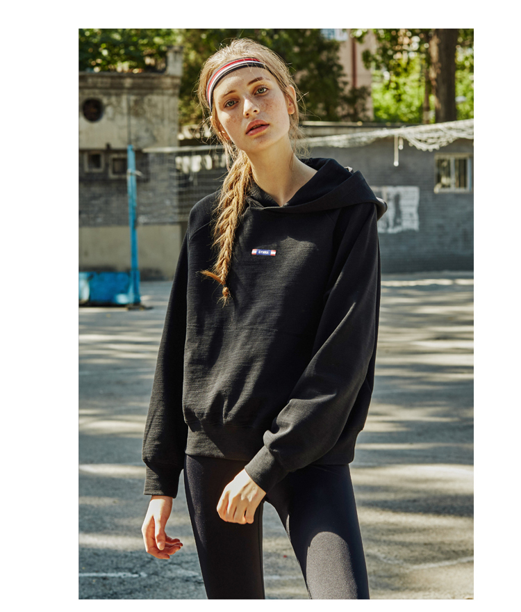 Xiaoxi nhà GYMNA mùa xuân và mùa thu trang phục thể thao giản dị chạy áo chui đầu thon thả áo len trùm đầu thể dục dài tay - Thể thao lông cừu / jumper áo ôm tay dài