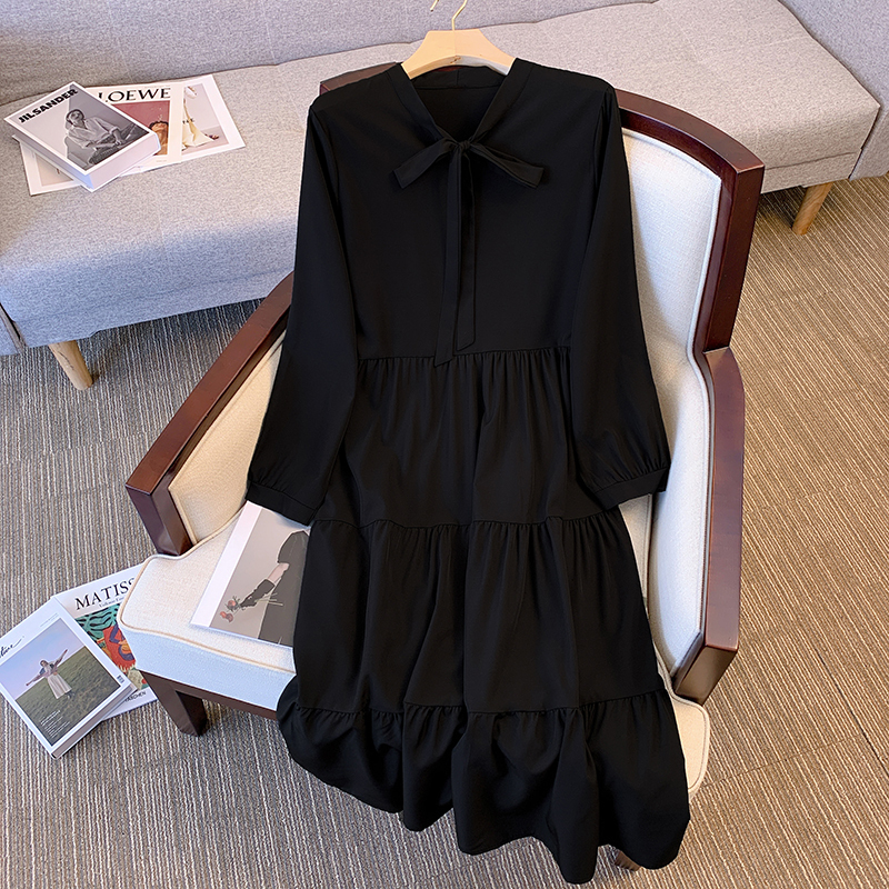 Plus-Size Women's Dress That Covers the Belly and Makes You Look Younger, 2026 Autumn New Style, Loose Long-Sleeved Dress with Bow for Chubby Girls, Trendy