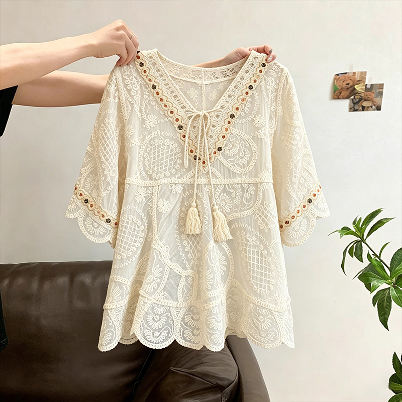 Plus Size 2026 Summer New Style French Crochet Embroidered V-Neck Lace Shirt Women's Bohemian Style Casual Top