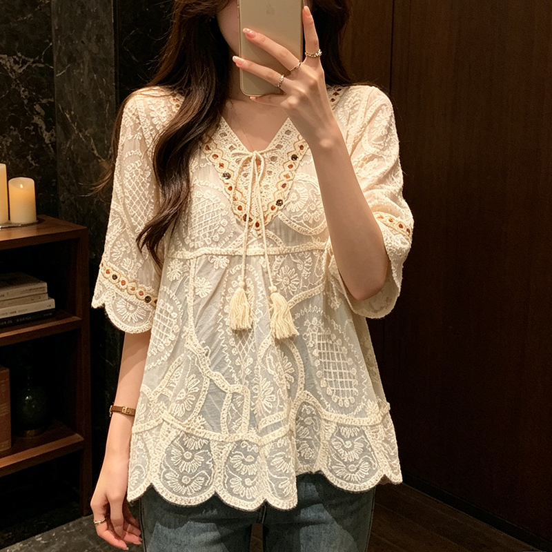 Plus Size 2026 Summer New Style French Crochet Embroidered V-Neck Lace Shirt Women's Bohemian Style Casual Top Plus Size 2026 Summer New Style French Crochet Embroidered V-Neck Lace Shirt Women's Bohemian Style Casual Top