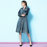 Скандинавский джинсовый плащ, платье, лонгслив, длинная длинная юбка, скандинавский стиль, 2020 года, осенний, с вышивкой, в цветочек, средней длины