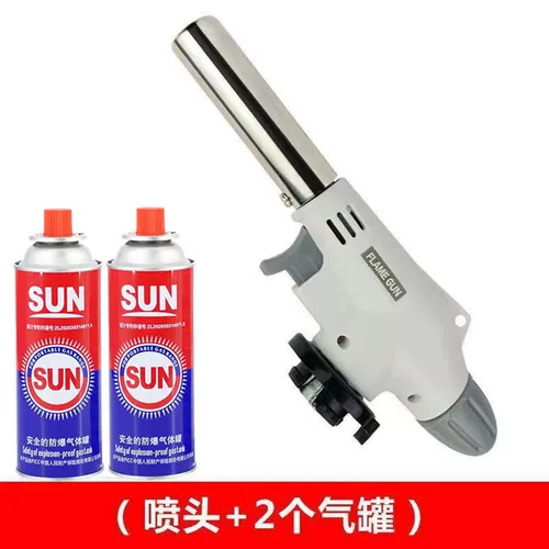 Горожительные волосы с горячими волосами с распылением с распылением.