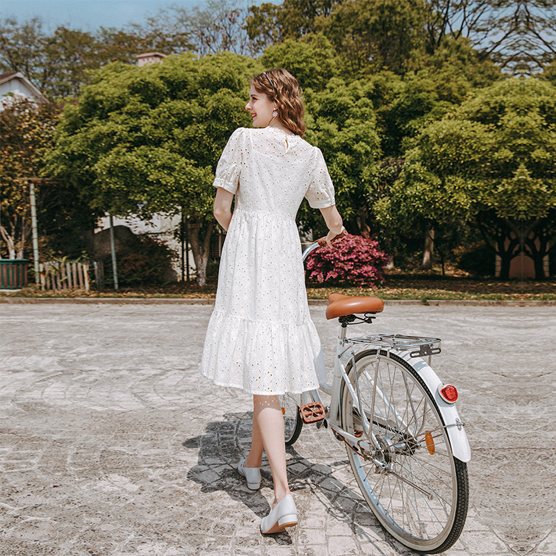 xiangying white dress female 2020 summer new gentle wind temperament mid-length thin high-waist hollow skirt